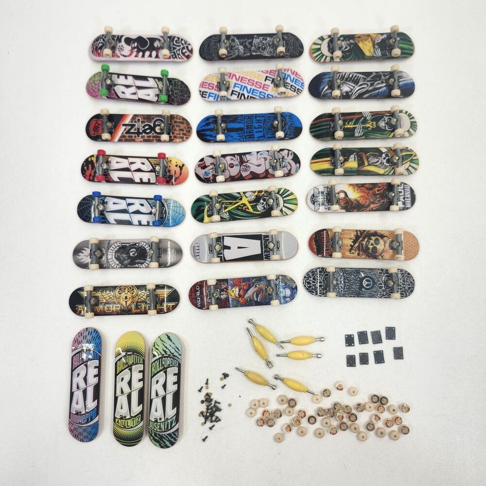Tech Decks Fingerboards Lot of 21+ Real Black Label Armour Light Blind World